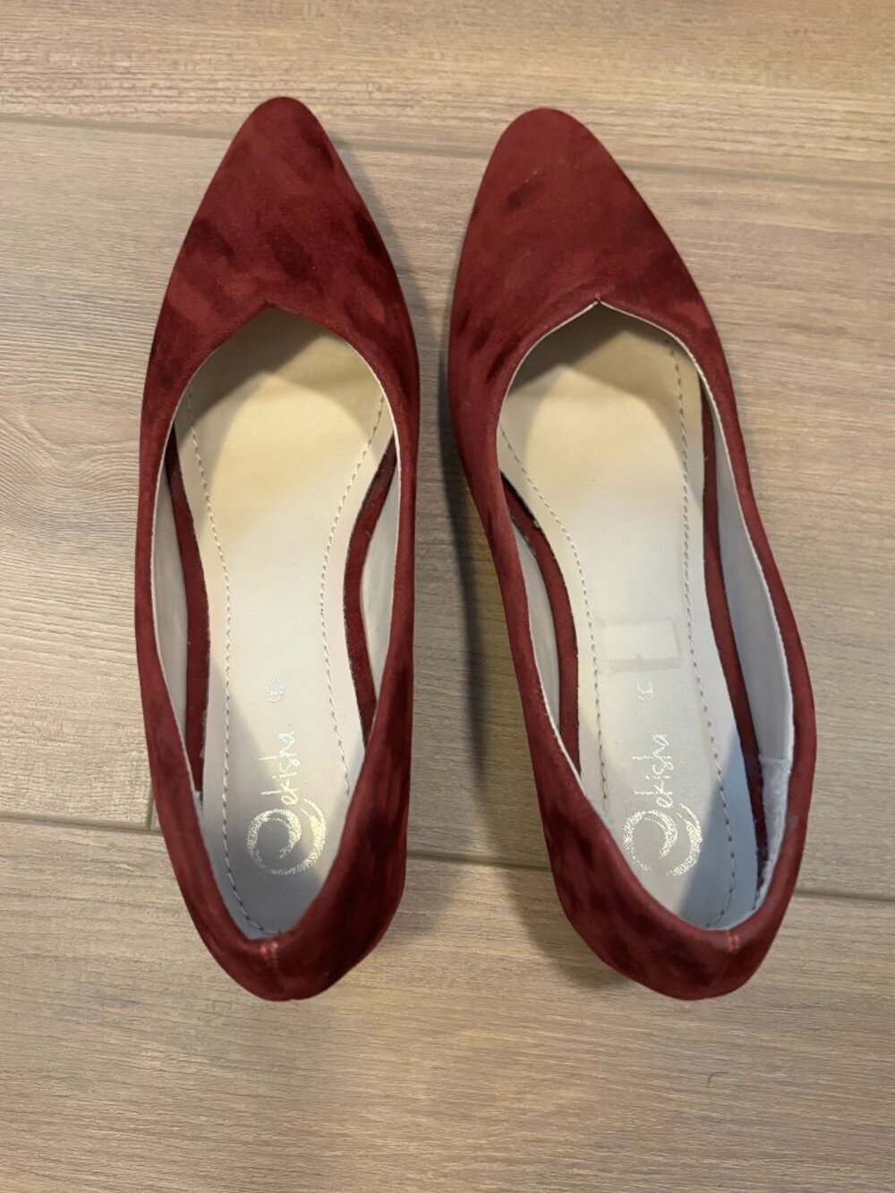 Maroon Suede  pumps (US 8.5)